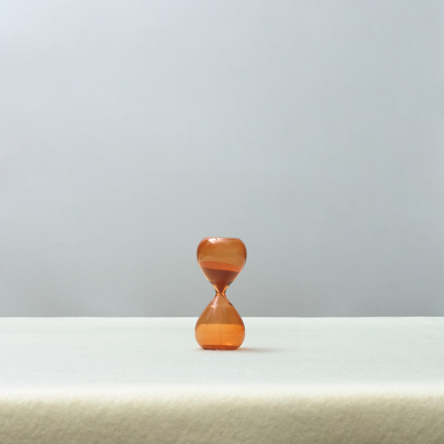 DAILY MOMENTS HOURGLASS