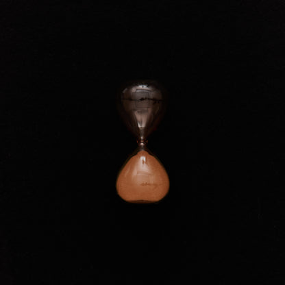 DAILY MOMENTS HOURGLASS