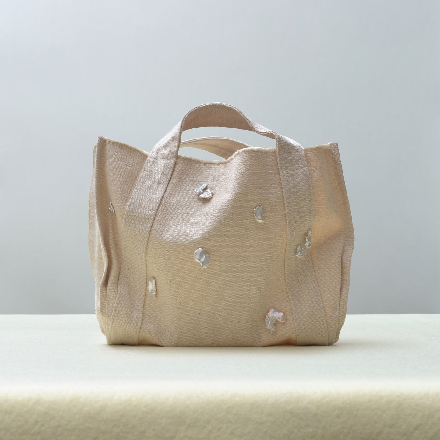 DAILY TOTE — NATURAL PEARL